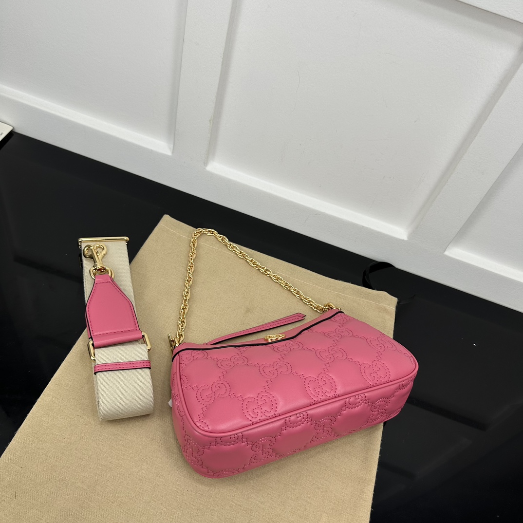 Gucci Hobo Bags